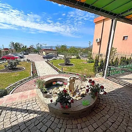 Hotel Hayat Ltd Warna